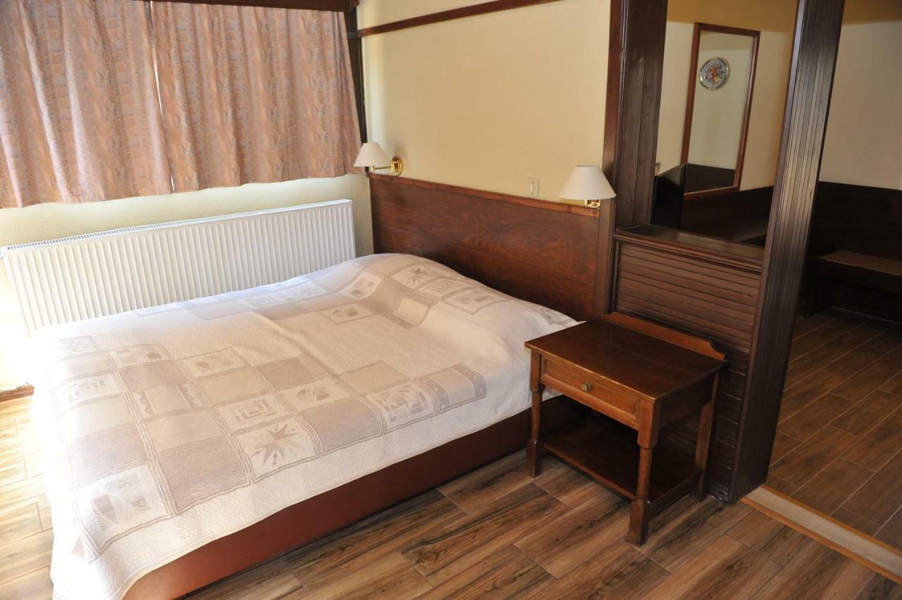 Niki Hotel Apartments イアリソス エクステリア 写真